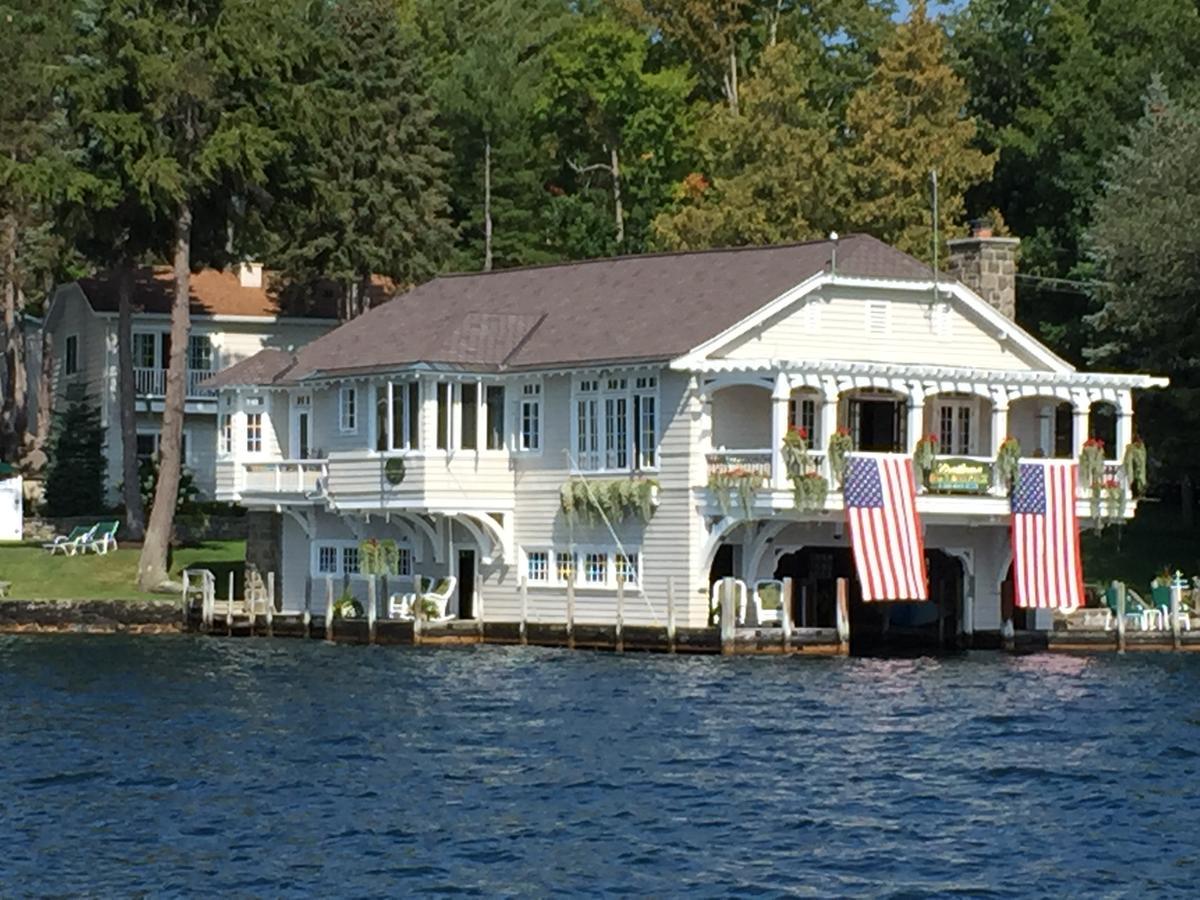 Lake George Boathouse Waterfront Lodging Bolton Landing Exterior photo