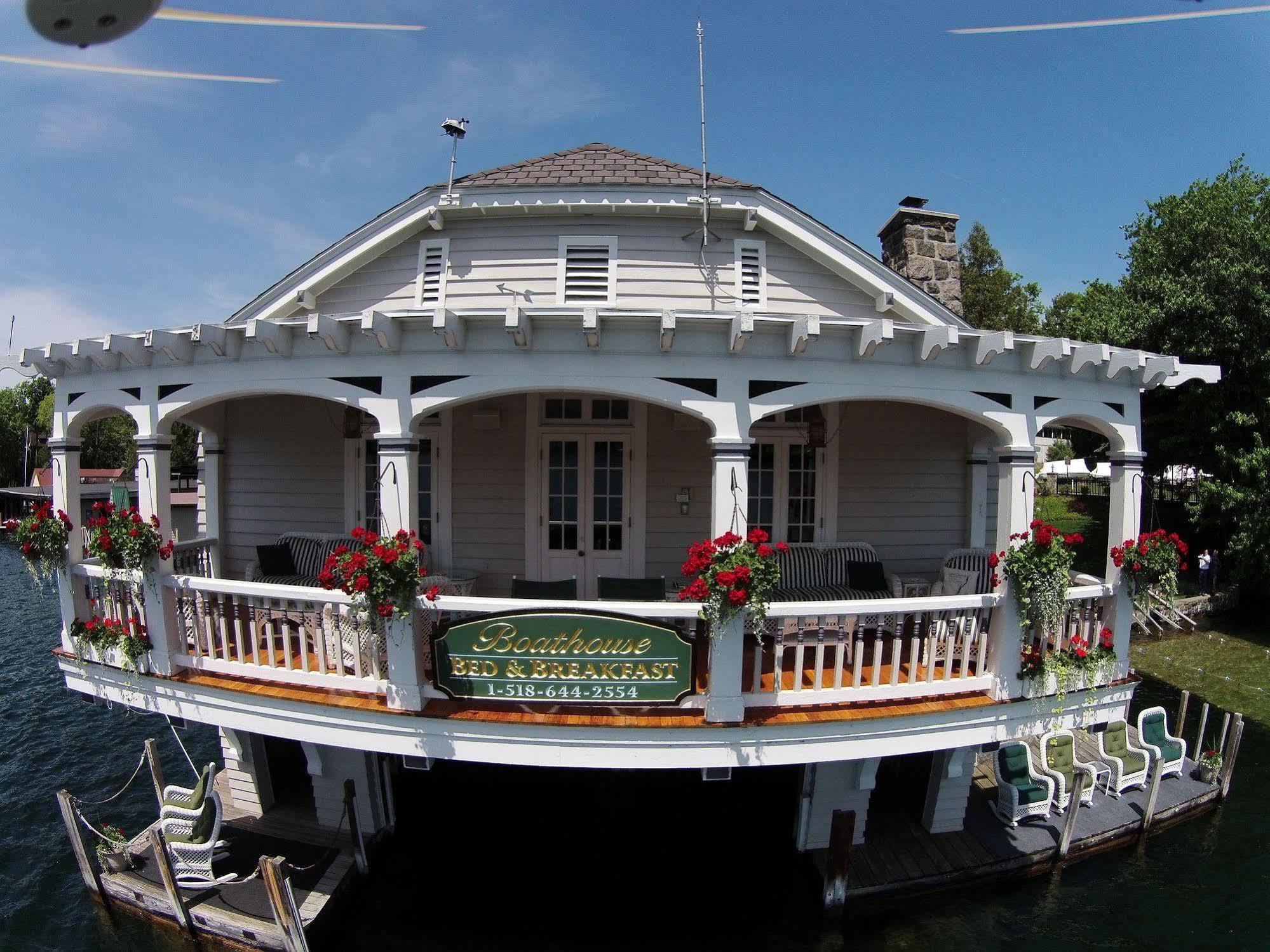 Lake George Boathouse Waterfront Lodging Bolton Landing Exterior photo