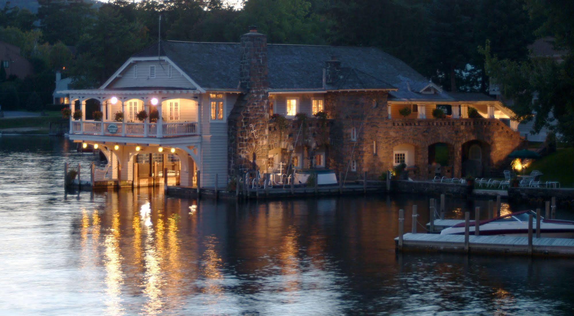 Lake George Boathouse Waterfront Lodging Bolton Landing Exterior photo