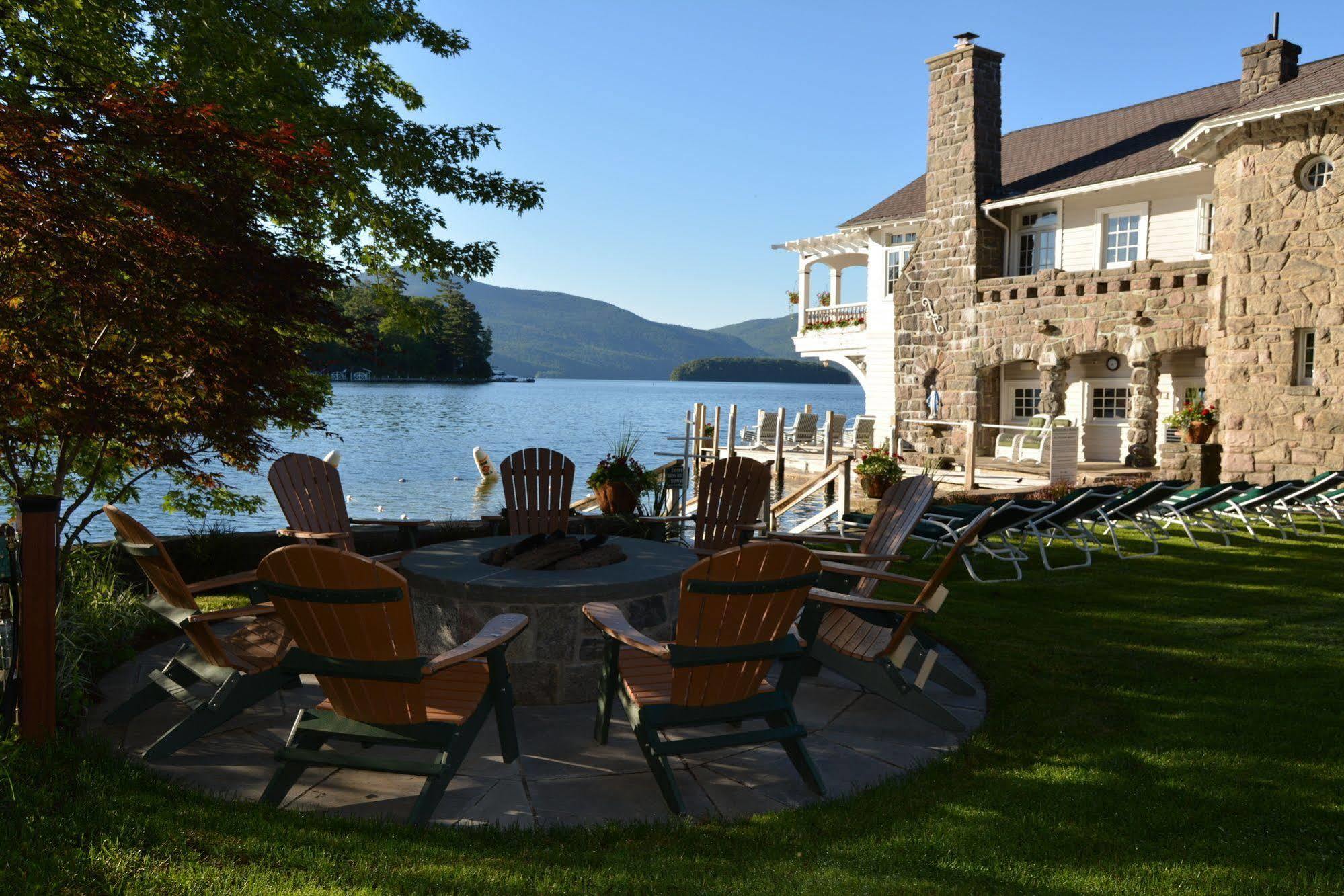 Lake George Boathouse Waterfront Lodging Bolton Landing Exterior photo